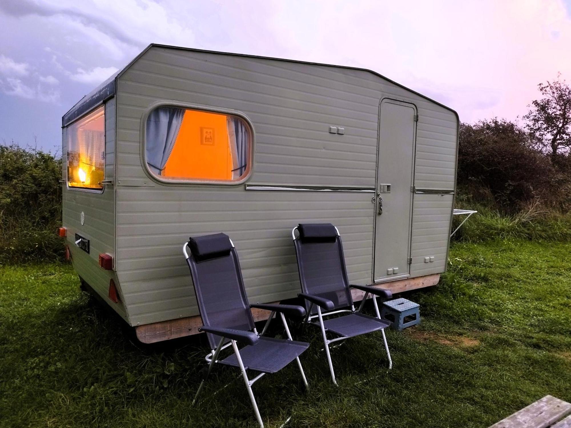 Camping Les Ronds Duval Face Aux Iles Anglo-Normandes Les Moitiers-d'Allonne Экстерьер фото